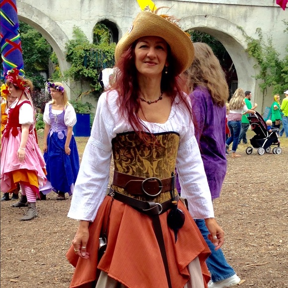 Meet your Posher, Jennifer - Picture 13 of 16